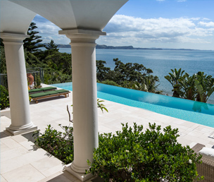 Carlos Morgan of Morgan Pools won the prestigious Over 100,000 category for this pool